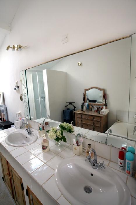 Mas en Provence sud Luberon entièrement restauré, surface utile de 230 m²
